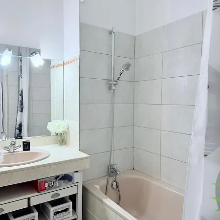 Appartement Detente Cote Port Et Cure Thermale *
