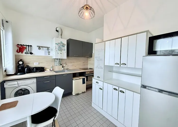 Lägenhet Detente Cote Port Et Cure Thermale Rochefort (Charente-Maritime)